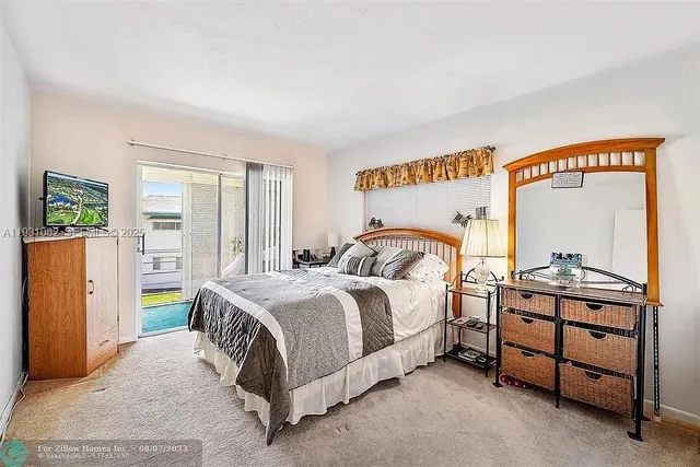 $1,445 | 2400 Lake Osborne Drive, Unit 204, Lake Worth, FL 33461