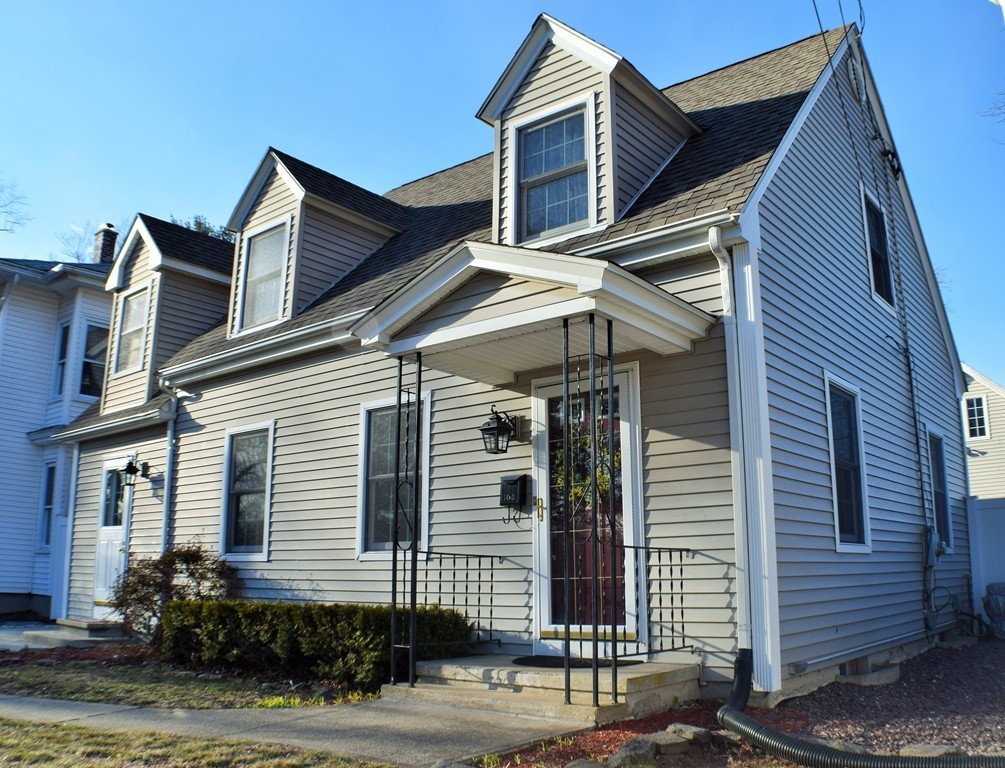 82 Hampshire Street Springfield, MA 01151 - Photo 1 of 26 Gallery Image 1