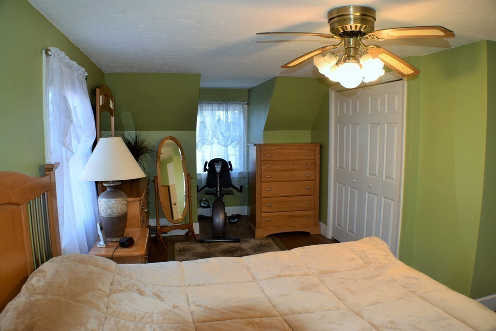 82 Hampshire Street Springfield, MA 01151 - Photo 17 of 26 Gallery Image 17