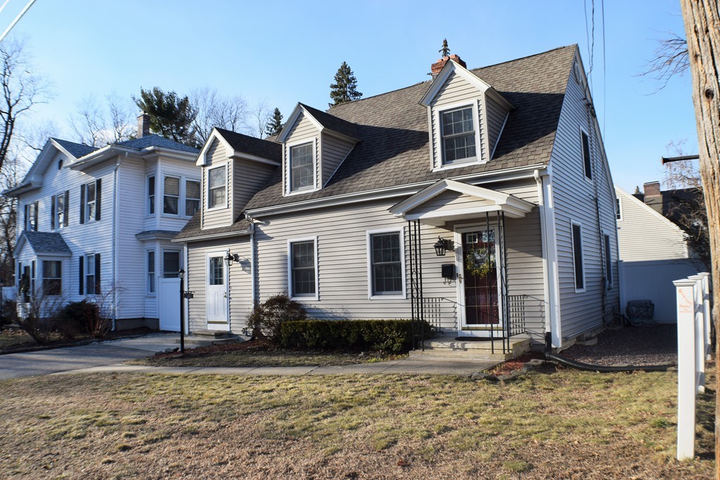 82 Hampshire Street Springfield, MA 01151 - Photo 3 of 26 Gallery Image 3