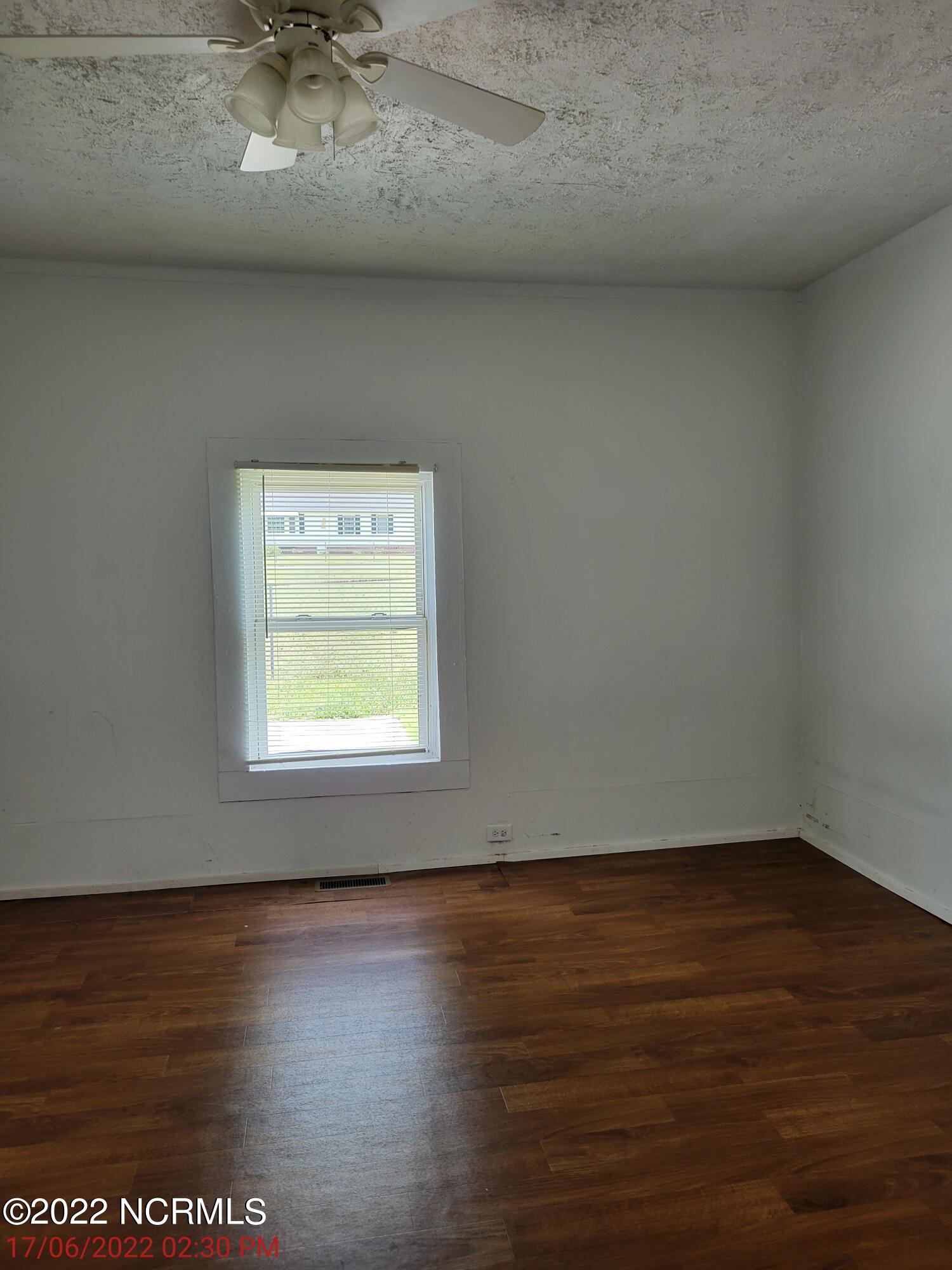 186 School Street Rockingham, NC 28379 - Photo 18 of 27 20220617_143001