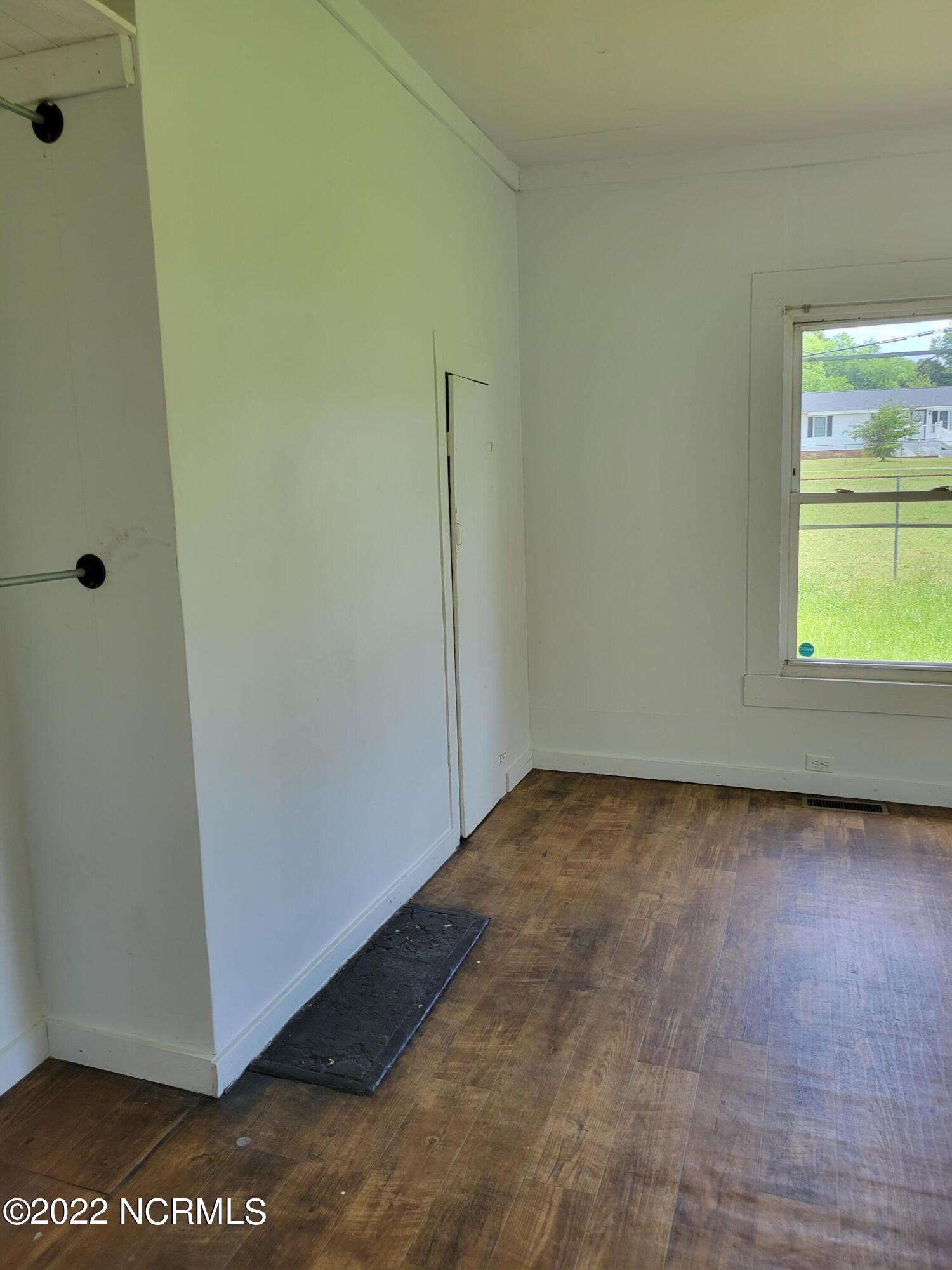186 School Street Rockingham, NC 28379 - Photo 23 of 27 20220617_143349