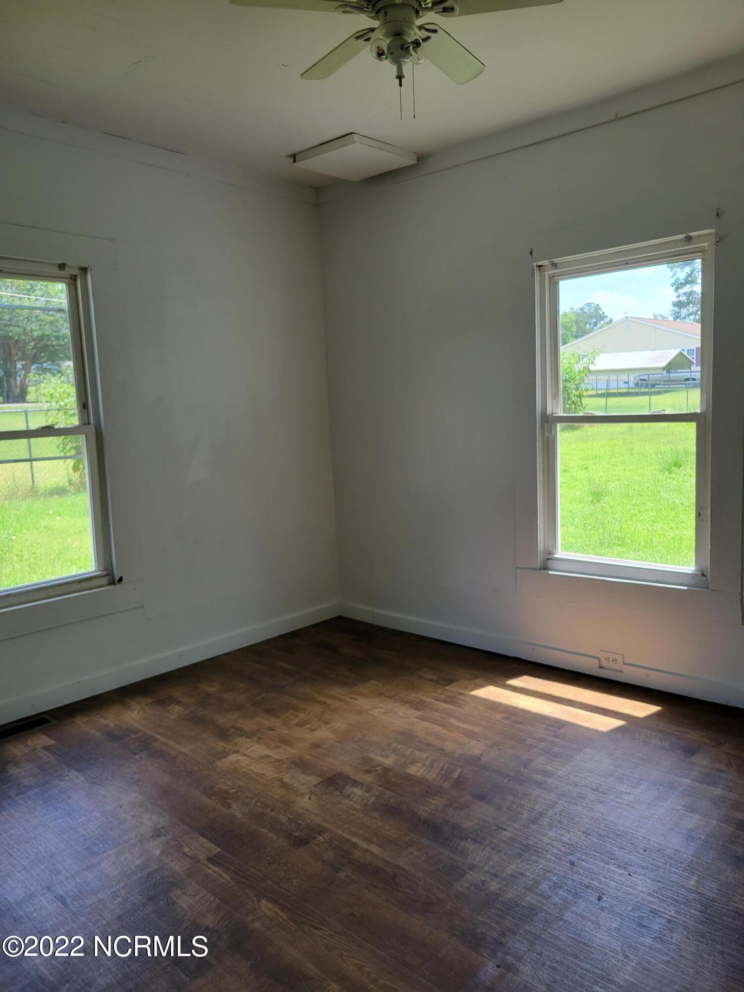 186 School Street Rockingham, NC 28379 - Photo 24 of 27 20220617_143353