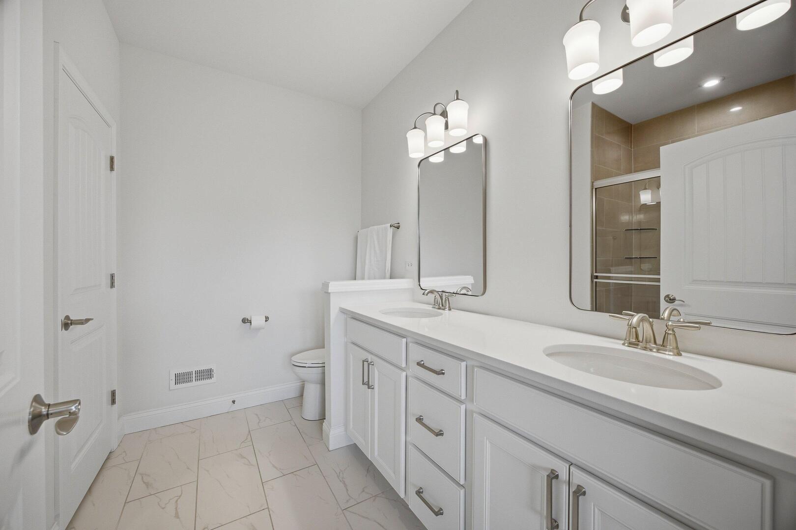 1249 Josiah Road Naperville, IL 60563 - Photo 14 of 25