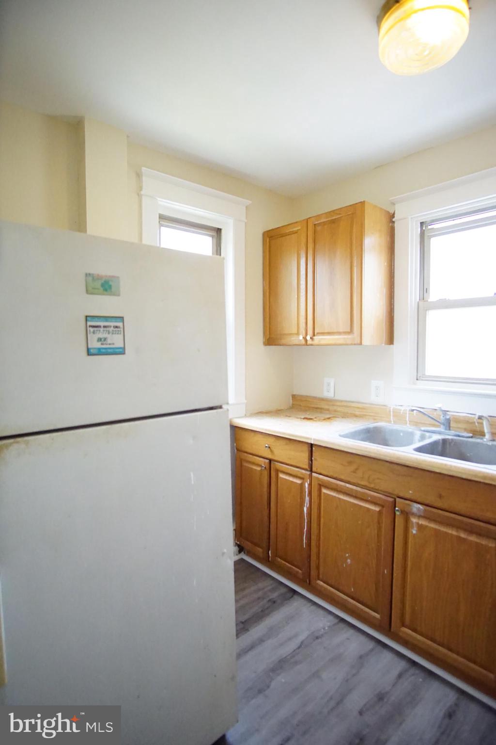 5200 Ballman Avenue, Unit 3 Baltimore, MD 21225 - Photo 10 of 17 a view of a kitchen and a sink
