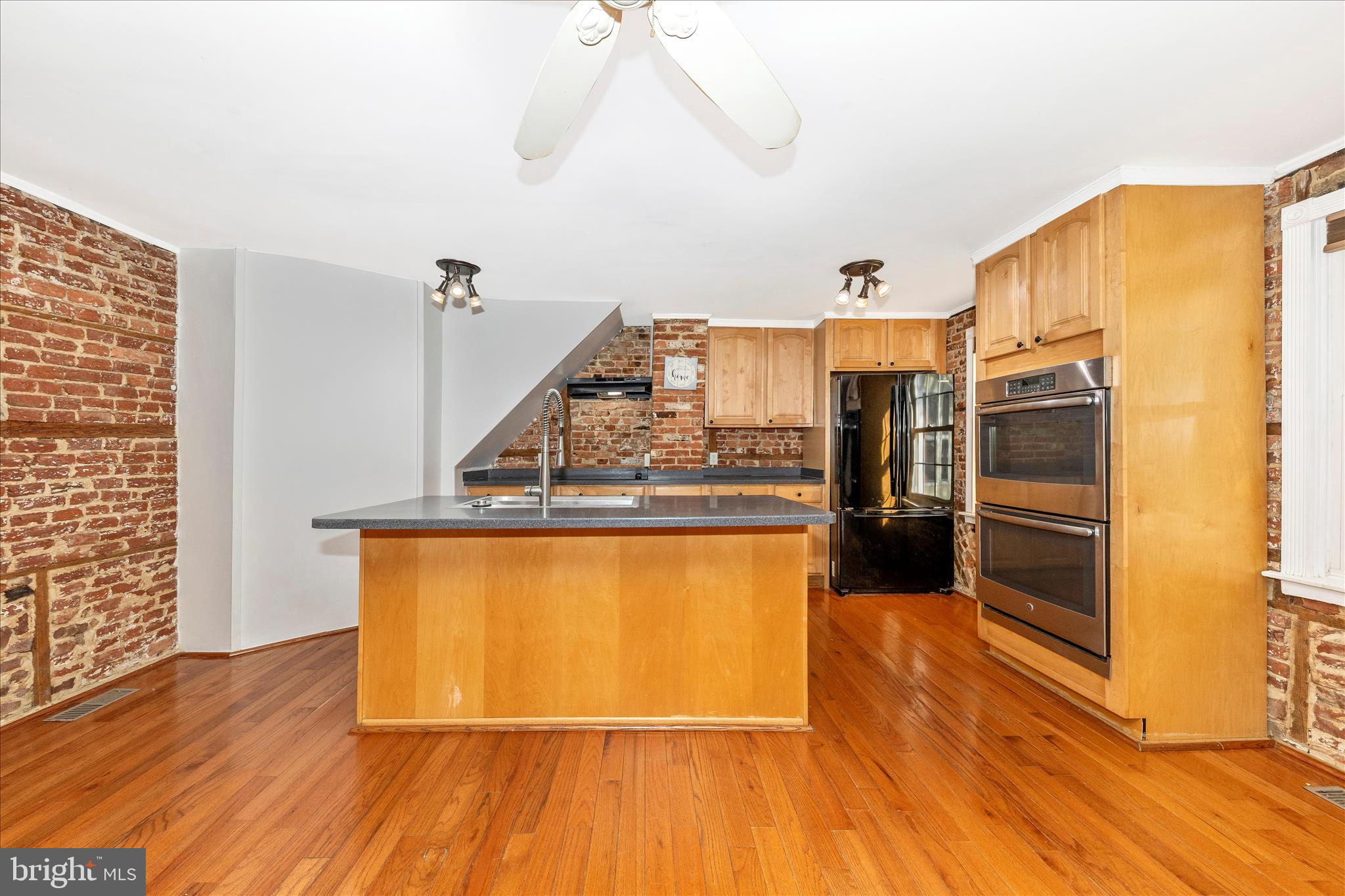 8204 Ball Road Frederick, MD 21704 - Photo 12 of 57 Kitchen