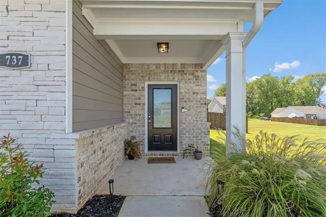 $370,000 | 737 Woody Drive, Monroe, GA 30655