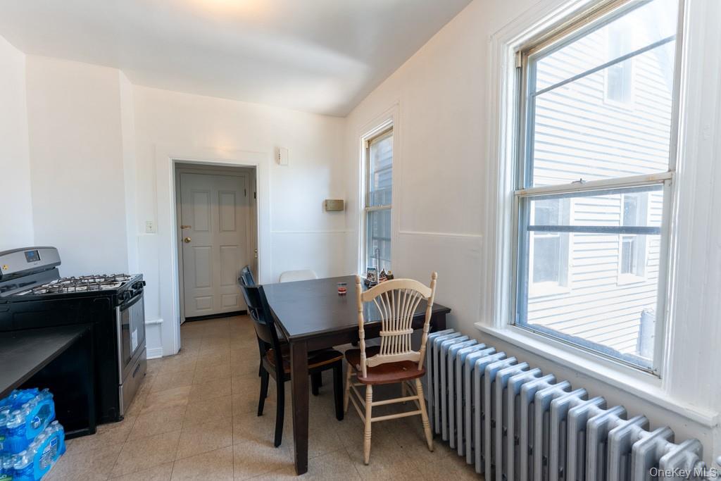 304 Lockwood Avenue New Rochelle, NY 10801 - Photo 17 of 23
