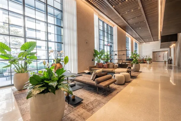 $3,200 | 159 Northeast 6th Street, Unit 4213, Miami, FL 33132