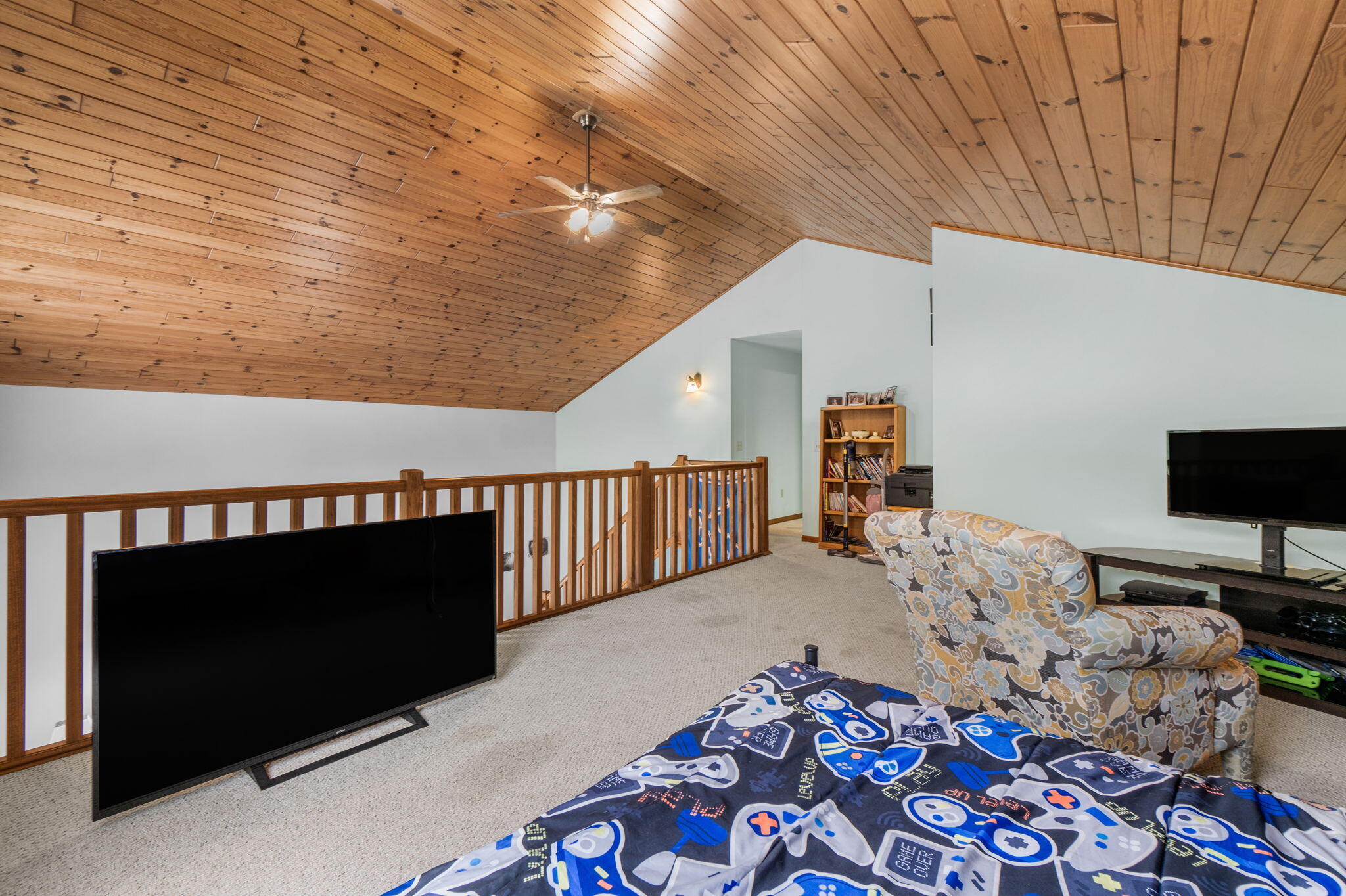 4097 South River Road Cheboygan, MI 49721 - Photo 21 of 37 Loft