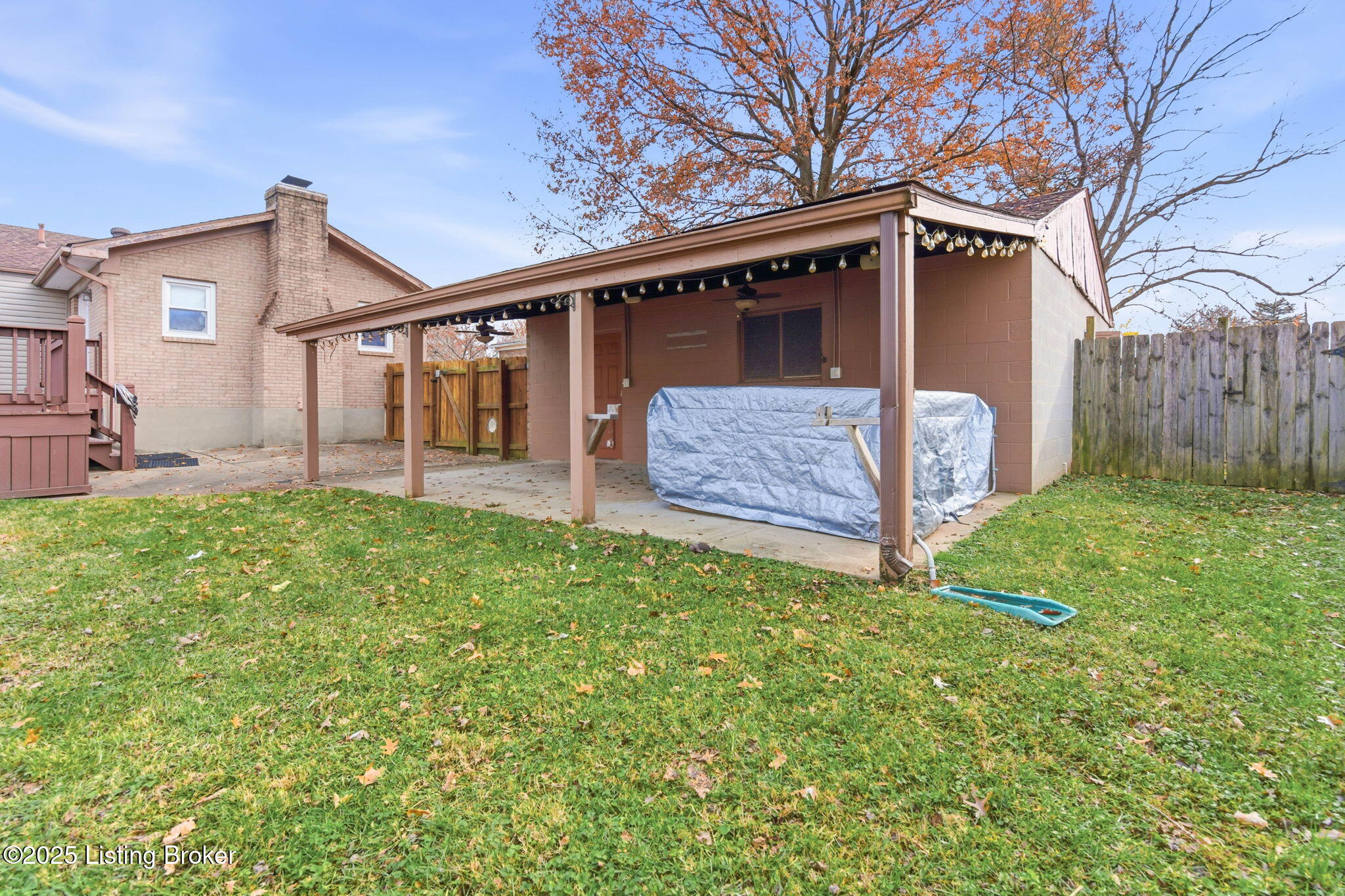 4526 Sandhill Road Louisville, KY 40219 - Photo 57 of 57 Backyard2