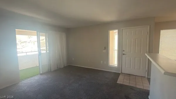 $1,180 | 5710 East Tropicana Avenue, Unit 2142, Las Vegas, NV 89122