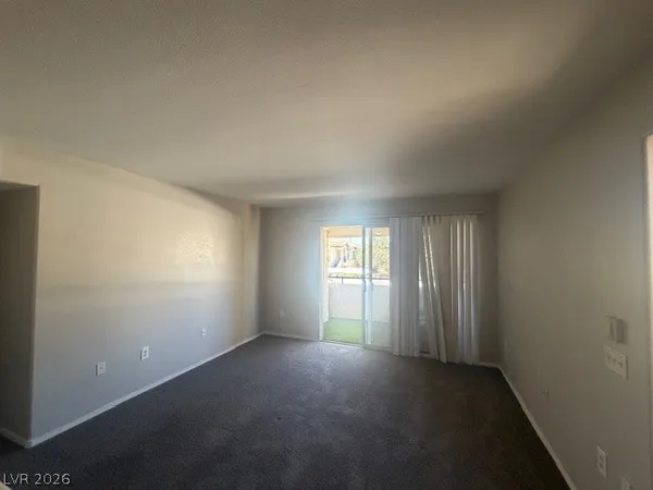 $1,180 | 5710 East Tropicana Avenue, Unit 2142, Las Vegas, NV 89122