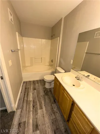 $1,230 | 5710 East Tropicana Avenue, Unit 2142, Las Vegas, NV 89122