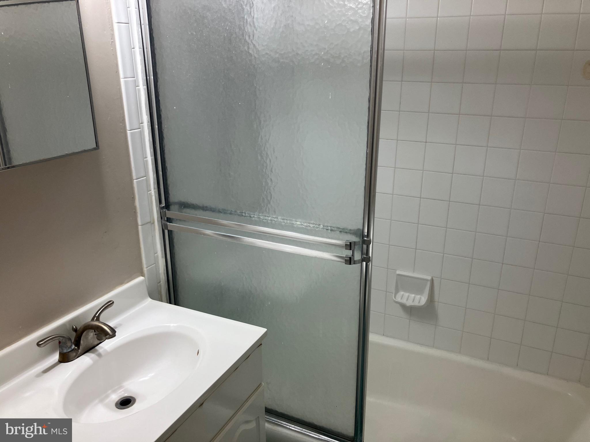 2294 White Cornus Lane Reston, VA 20191 - Photo 17 of 23