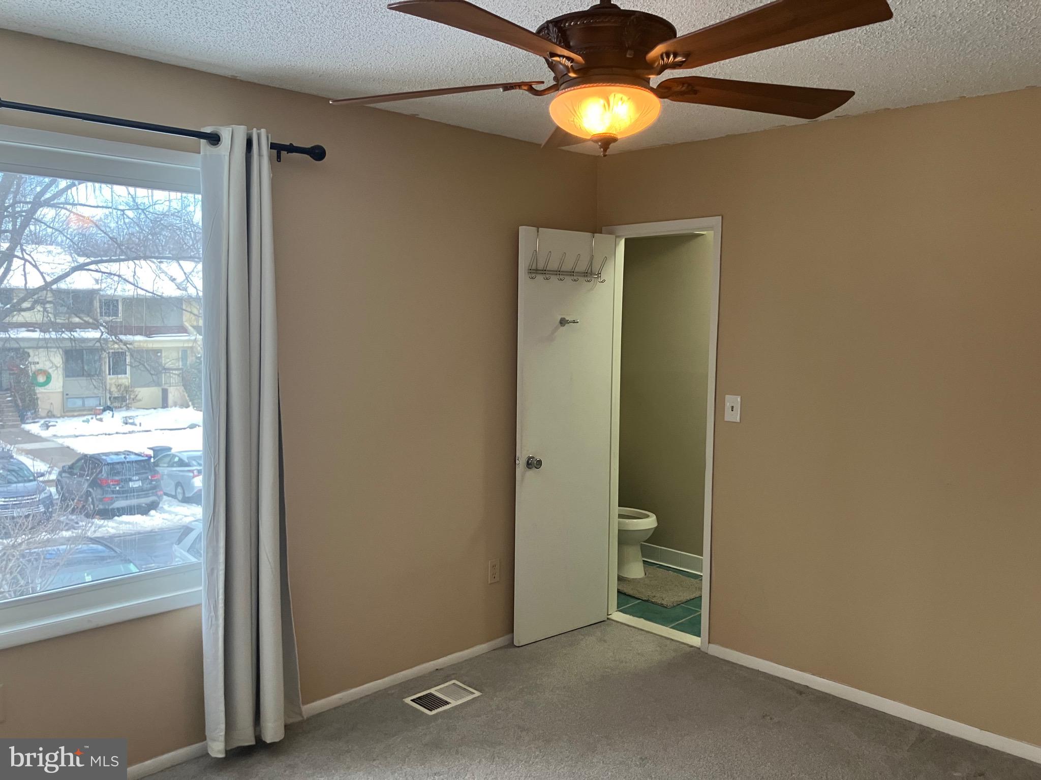 2294 White Cornus Lane Reston, VA 20191 - Photo 20 of 23