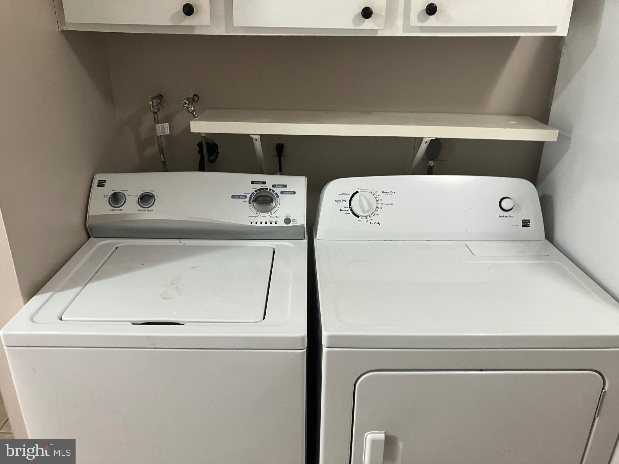 2294 White Cornus Lane Reston, VA 20191 - Photo 7 of 23 full size washer and dryer