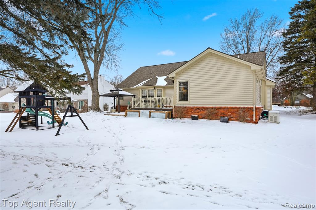 1248 Ridgeview Circle Lake Orion, MI 48362 - Photo 57 of 74 Gallery Image 57