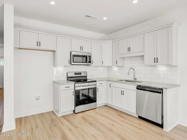 $335,000 | 251 Townhome Lane, Unit 251, Southern Pines, NC 28387