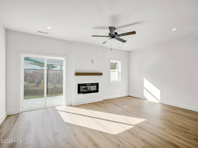 $335,000 | 251 Townhome Lane, Unit 251, Southern Pines, NC 28387