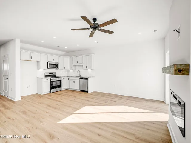 $335,000 | 251 Townhome Lane, Unit 251, Southern Pines, NC 28387