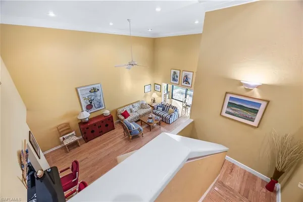 a bed room with a bed