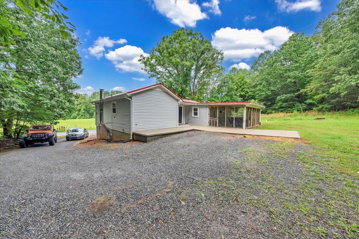 187 Fiddlers Green Road Bassett, VA 24055 - Photo 43 of 52 45-MIB05196