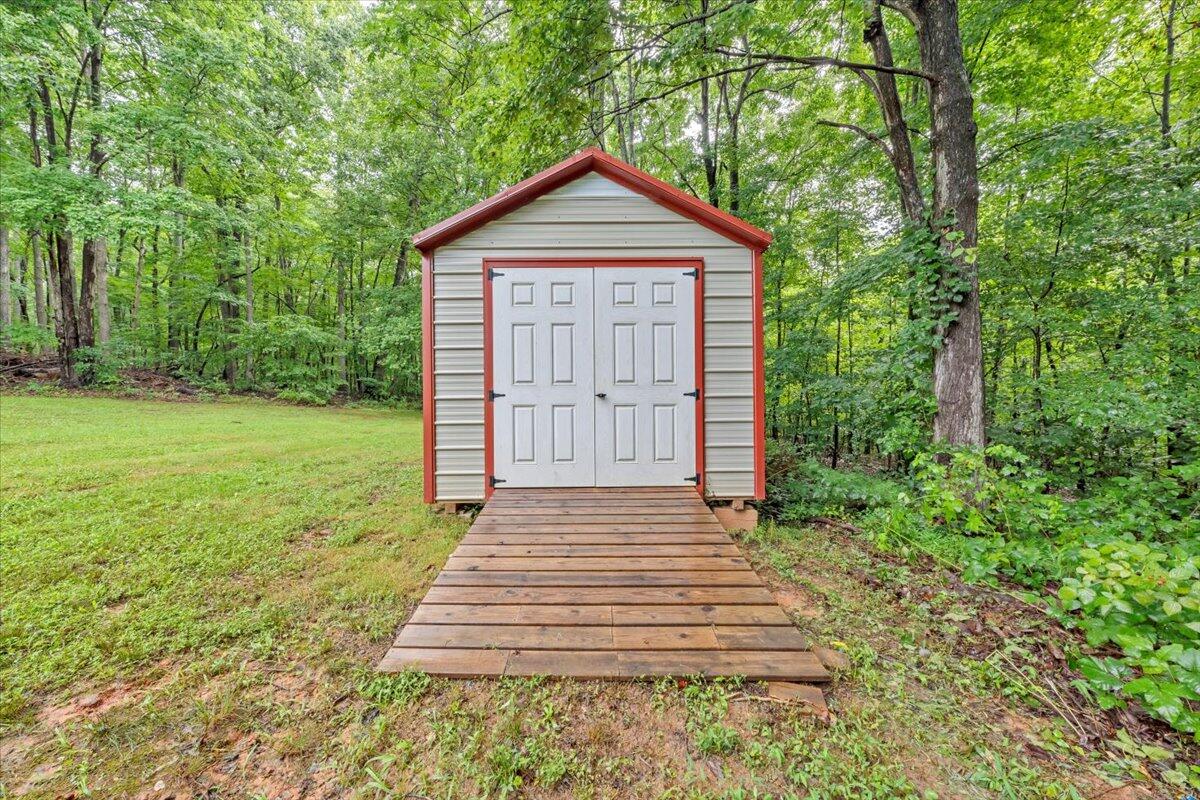 187 Fiddlers Green Road Bassett, VA 24055 - Photo 50 of 52 51-MIB05181