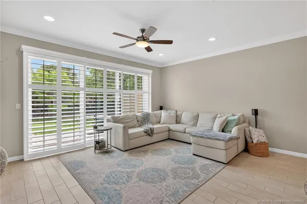 $425,000 | 587 Southwest Glen Crest Way, Stuart, FL 34997