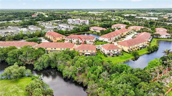 $425,000 | 587 Southwest Glen Crest Way, Stuart, FL 34997