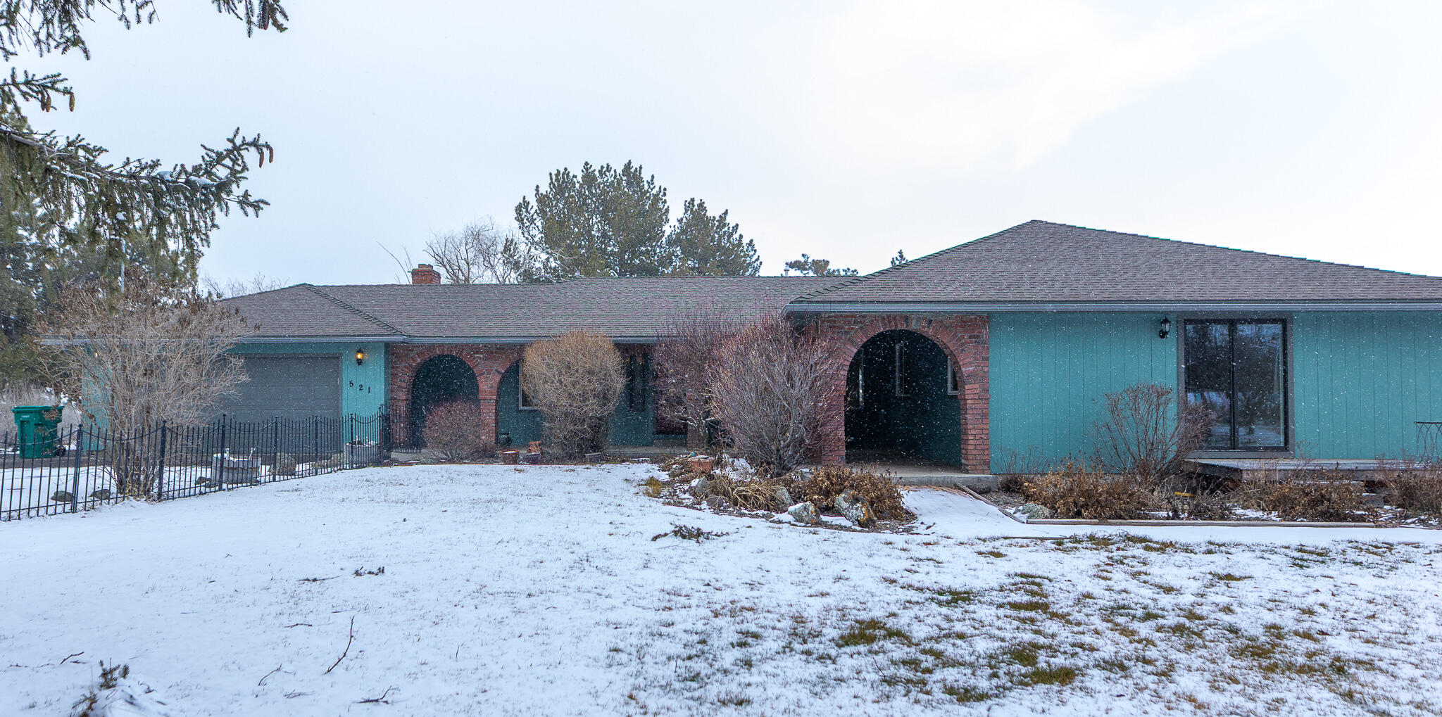 521 Old Midland Road Klamath Falls, OR 97603 - Photo 1 of 48 2