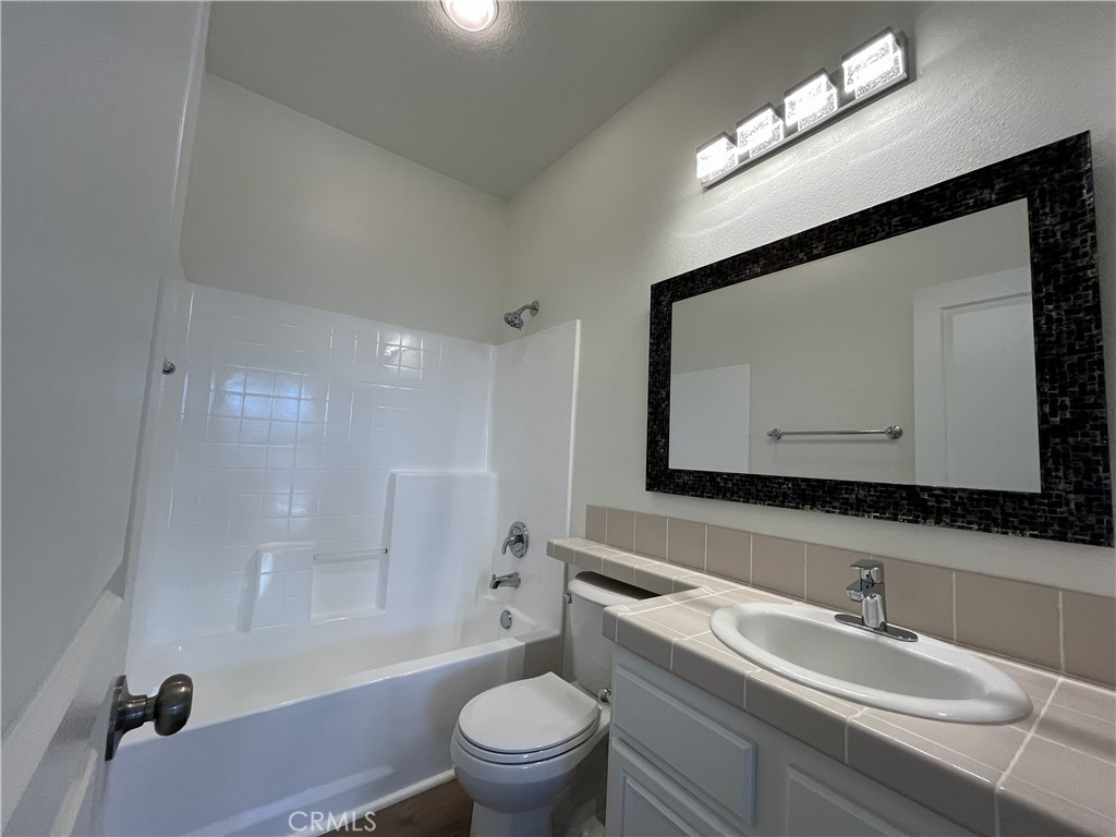 7744 Chambray Place, Unit 3 Rancho Cucamonga, CA 91739 - Photo 37 of 53 Guest Bathroom