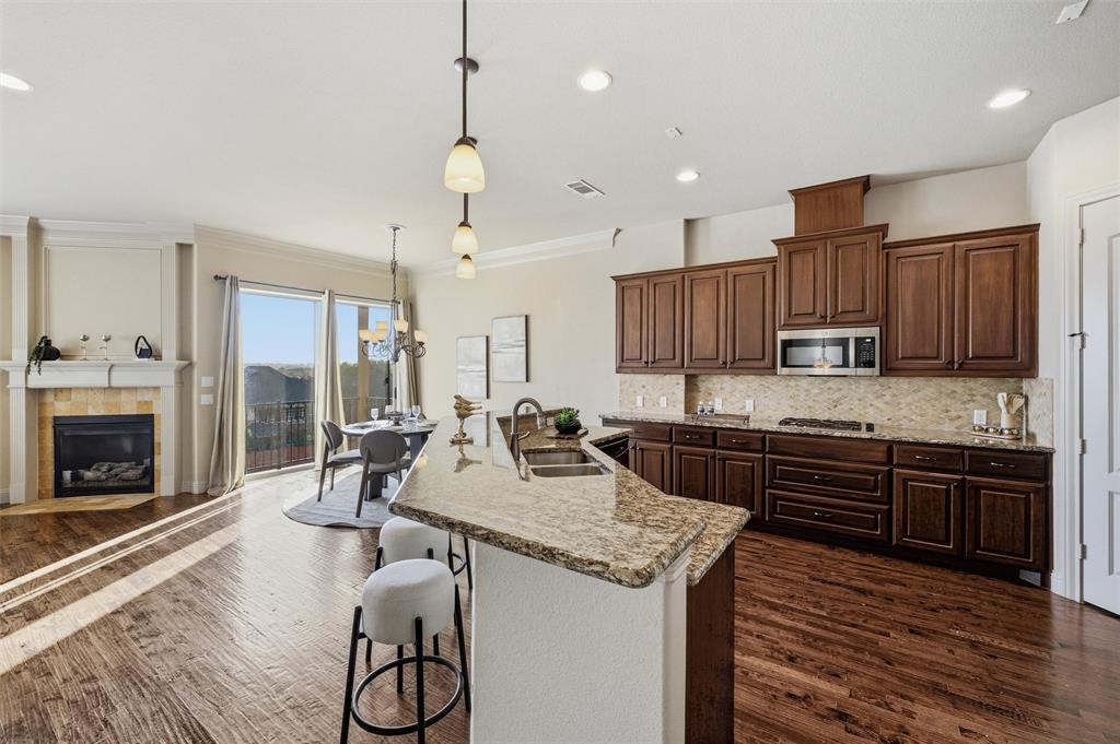 563 Rockingham Drive Irving, TX 75063 - Photo 10 of 33