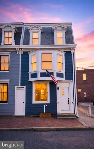 $260,000 | 305 Herr Street, Harrisburg, PA 17102