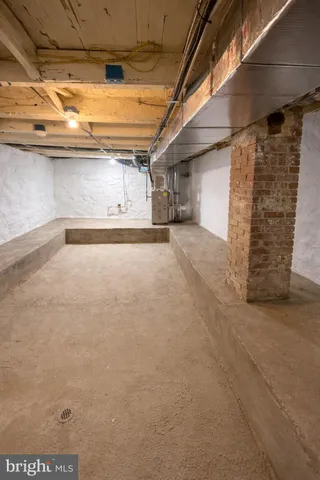 $260,000 | 305 Herr Street, Harrisburg, PA 17102