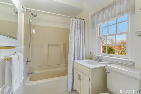 $1,150,000 | 49 South Street, Fairfield, CT 06824