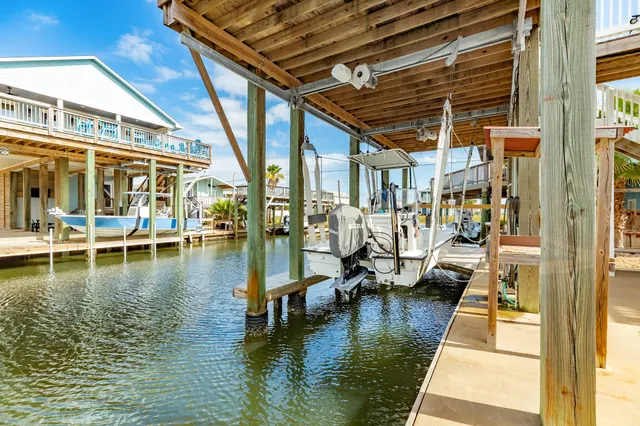 a view of a swimming pool