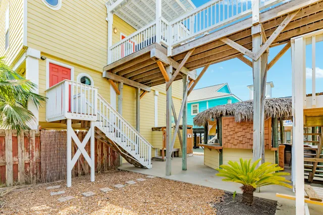 a view of a house with a park