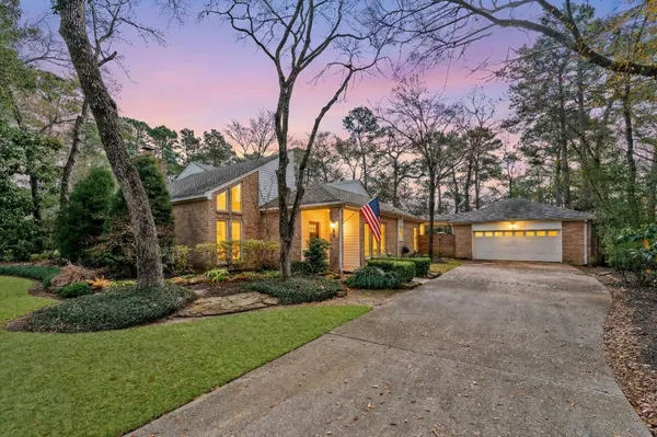 $650,000 | 65 Indian Clover Drive, The Woodlands, TX 77381