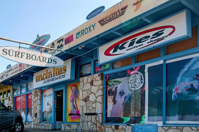 $2,100,000 | 458 3rd Street, Encinitas, CA 92024