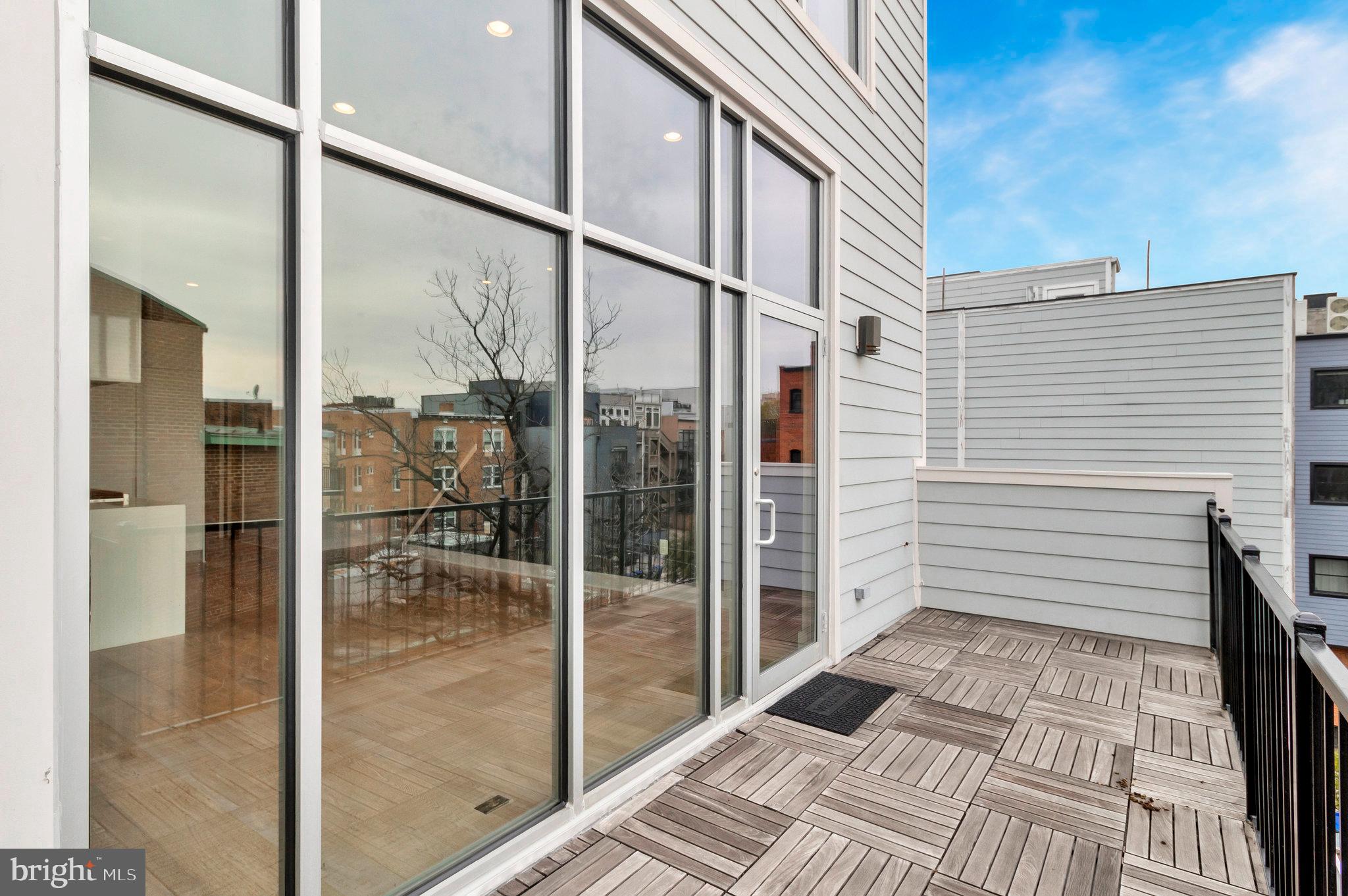 1476 Harvard Street Northwest, Unit PH Washington, DC 20009 - Photo 14 of 17