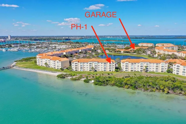 $625,000 | 29 Harbour Isle Drive West, Unit PH01, Hutchinson Island, FL 34949