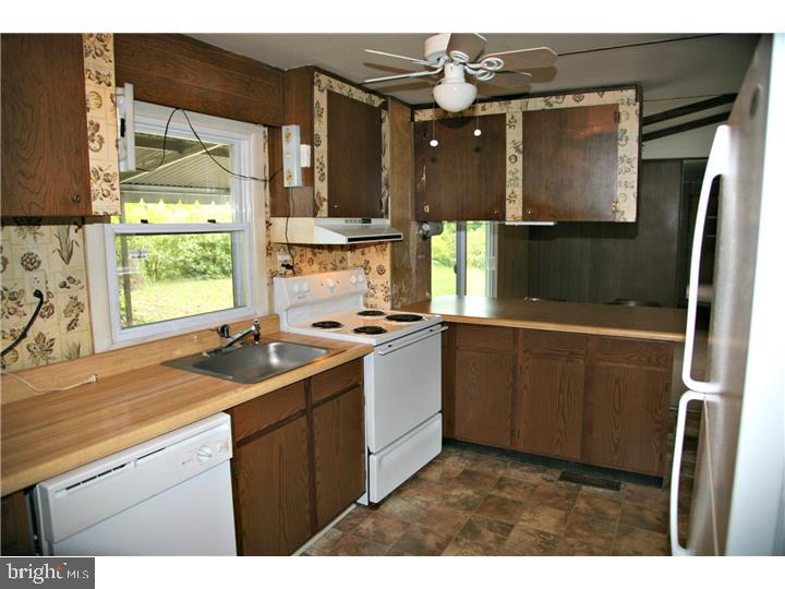 67 Fruitville Road Pottstown, PA 19464 - Photo 4 of 22 Gallery Image 4
