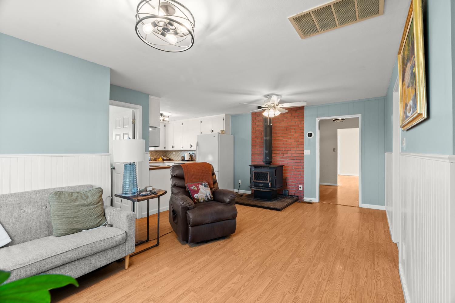 5610 North Confer Road Stockton, CA 95215 - Photo 26 of 40 Family room view to kitchen, view to front of bungalow.