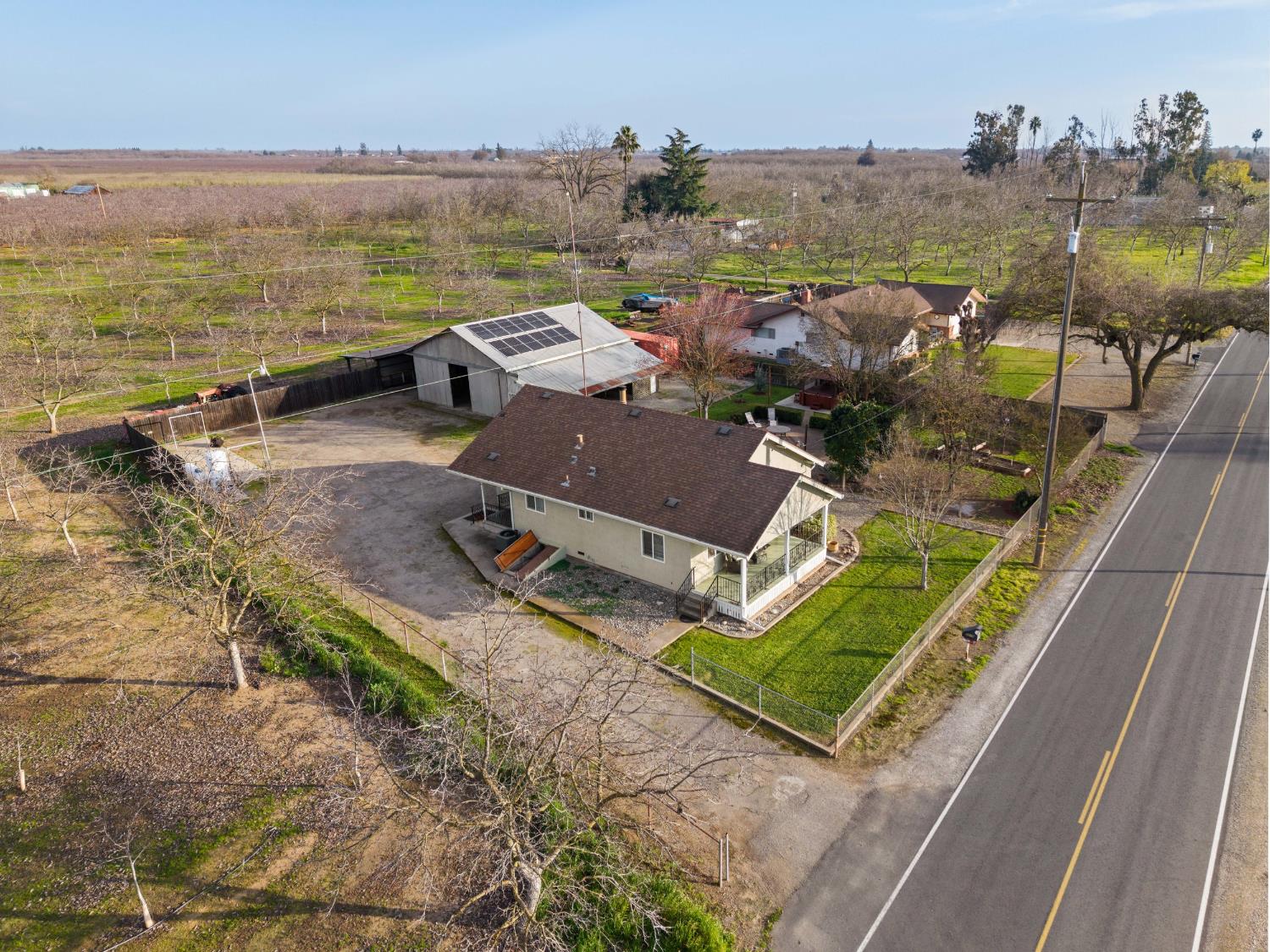 5610 North Confer Road Stockton, CA 95215 - Photo 35 of 40 Drone view of property.
