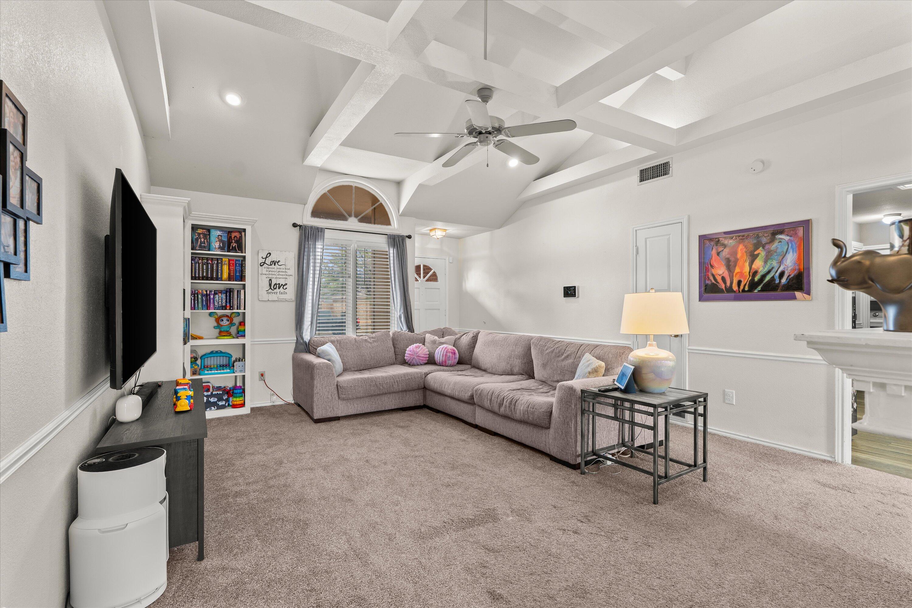 5728 95th Street Lubbock, TX 79424 - Photo 4 of 26 06-5728 95th St