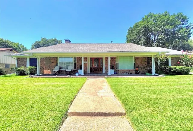 $334,500 | 1601 Yarborough Drive, Sherman, TX 75092