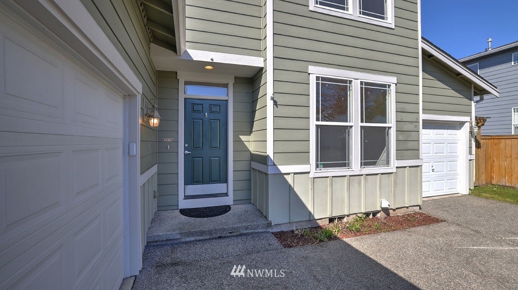 609 Pasco Place Northeast Renton, WA 98059 - Photo 5 of 30