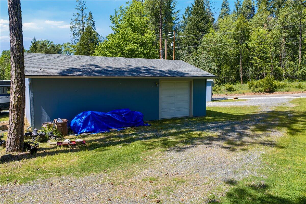 4829 Jumpoff Joe Creek Road Grants Pass, OR 97526 - Photo 35 of 39