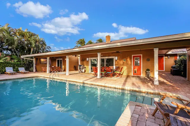 $8,000 | 3271 Southeast Court Drive, Stuart, FL 34997